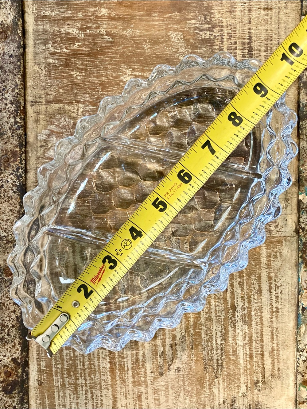 Fostoria American Glass 3 Part Relish Dish Scalloped Edges - Picture 11 of 11